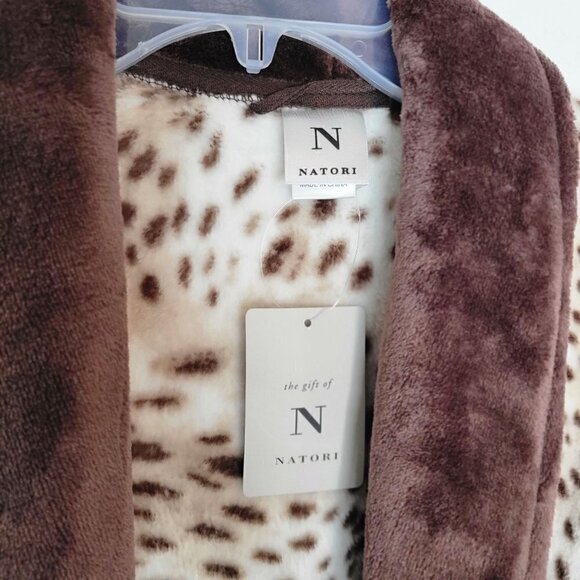 New - NATORI Plush Snow Leopard Shawl Collar Robe Natural Women | Size S - Picture 8 of 11